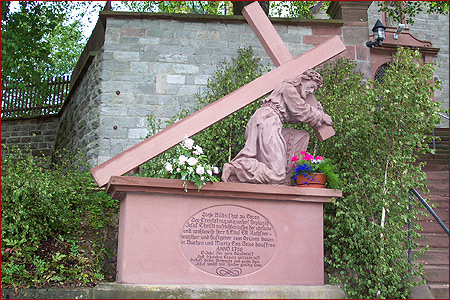 Kreuzträger in Hettingen